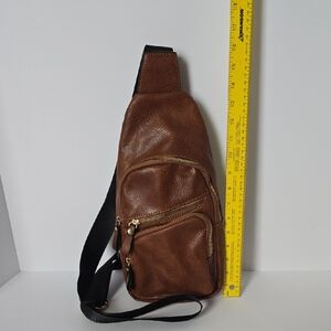 Source Unknown Brown Leather Belt Bag